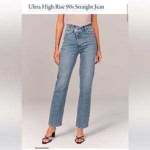 Abercrombie Ultra High Rise 90s Straight Jeans